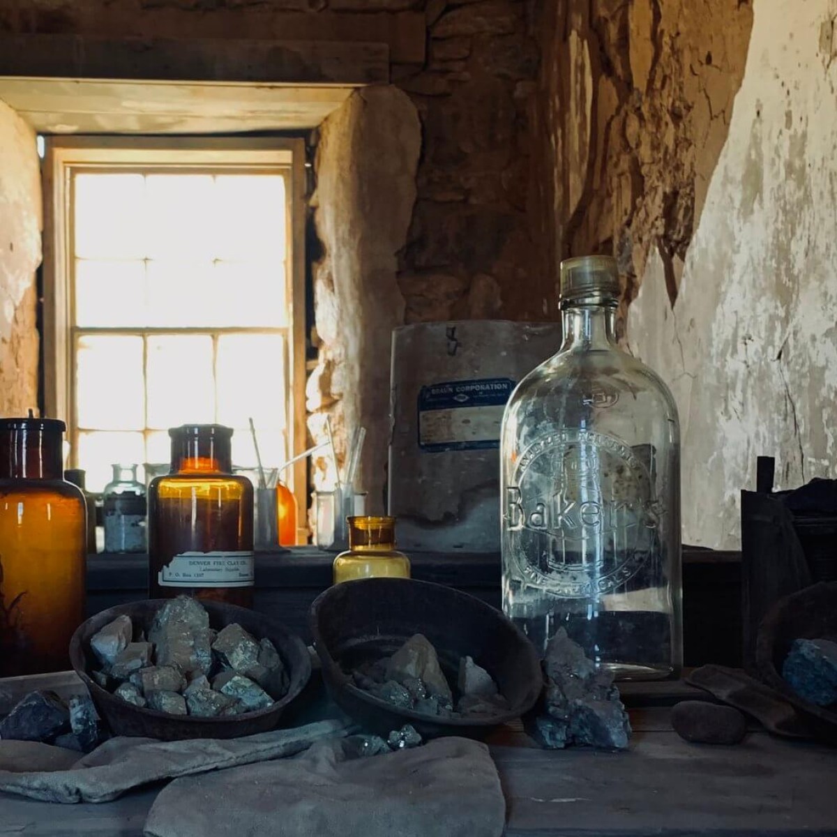 a blender sitting on top of a building